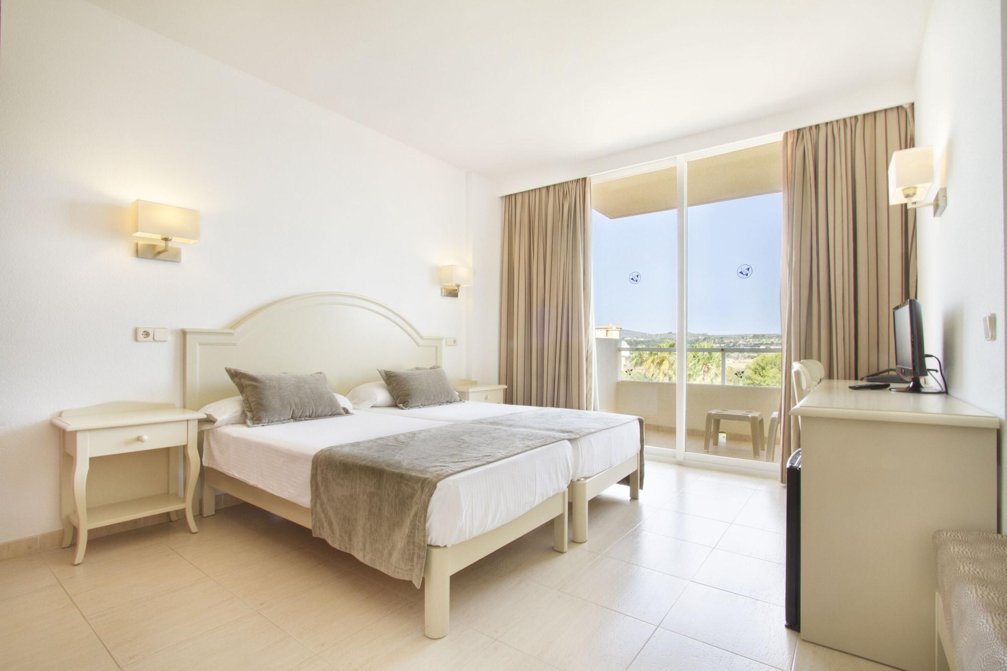 Garbi Cala Millor Hotel Cala Millor  Exterior photo
