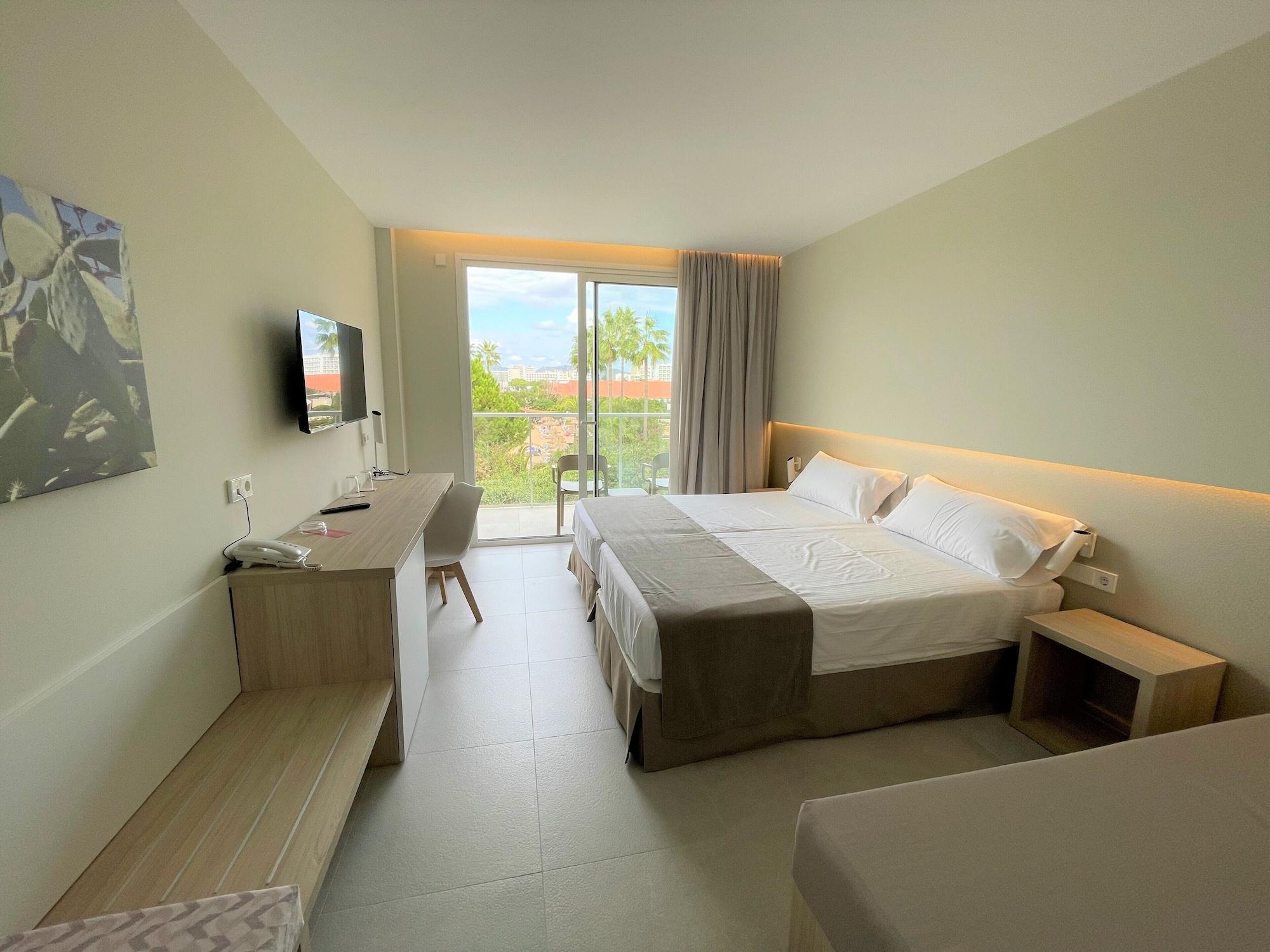 Garbi Cala Millor Hotel Cala Millor  Exterior photo
